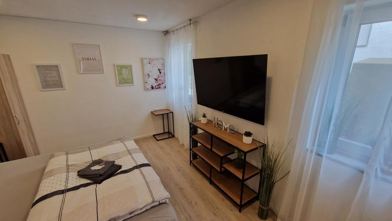 Appartment-Ferienwohnung Mit Kueche, Bad, Kostenlos Wlan, Modern Eingerichtet Roding Kültér fotó
